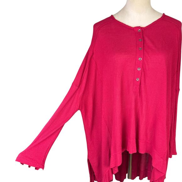 Free People Benedict Henley Strawberry Red Waffle Knit Oversized Hi Low Tunic - Picture 14 of 16